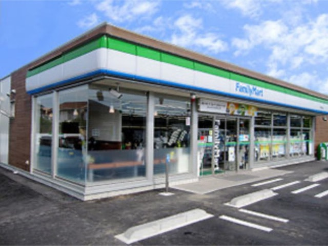 ファミリーマート沼津北口店