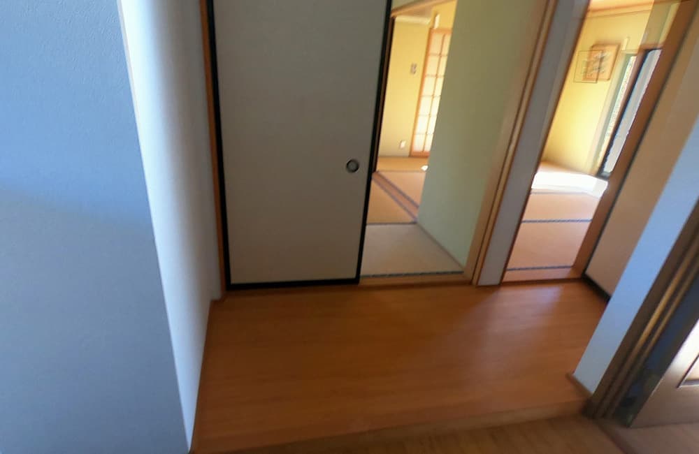 中古住宅・中古一戸建て　沼津市足高　5LDK