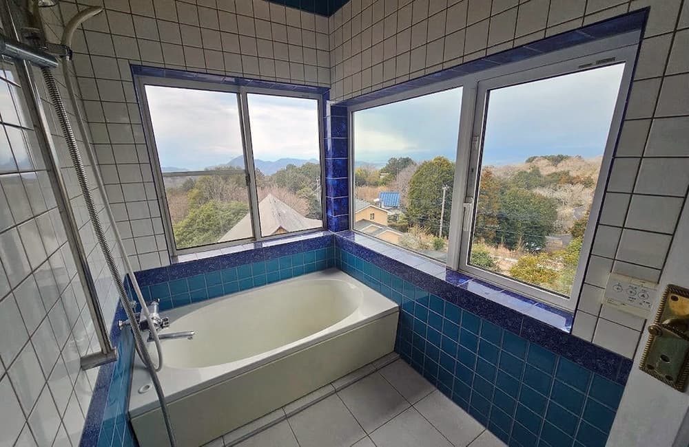 中古住宅・中古一戸建て　三島市佐野見晴台 4SLDK